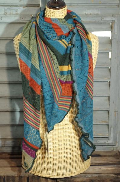 Invero Dreiecktuch Kyra Harmony, reine Merinowolle extrafein